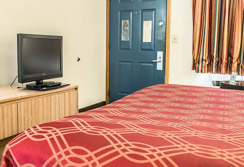 Отель Economy Inn