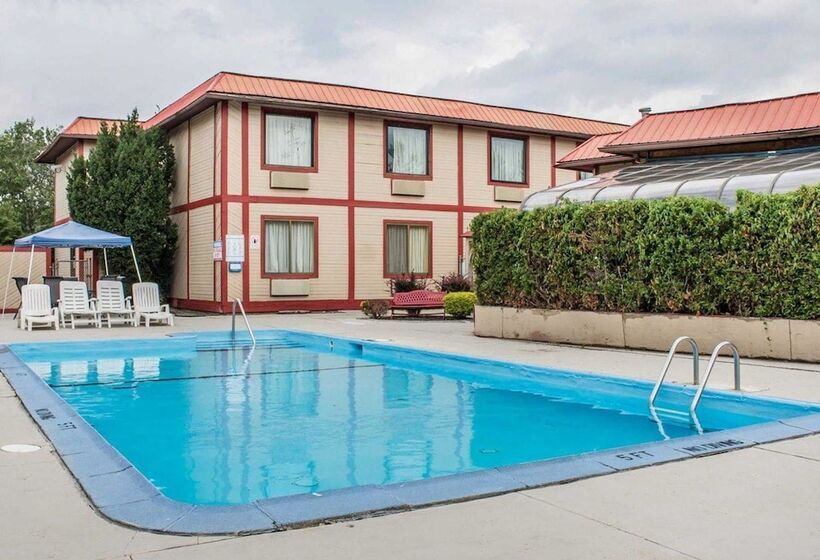 Отель Econo Lodge Scranton Near Montage Mountain