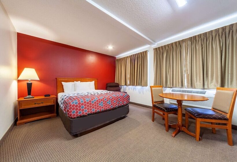 فندق Econo Lodge