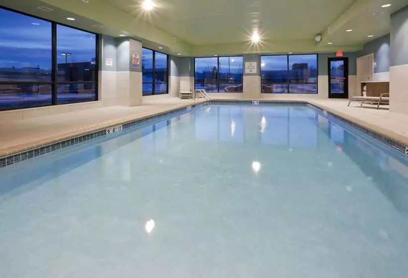 酒店 Holiday Inn Express Roseville St. Paul, An Ihg