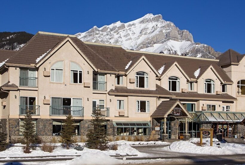 هتل Irwin's Mountain Inn