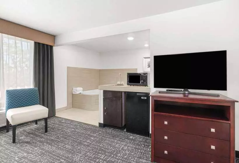 호텔 La Quinta By Wyndham Portland Nw