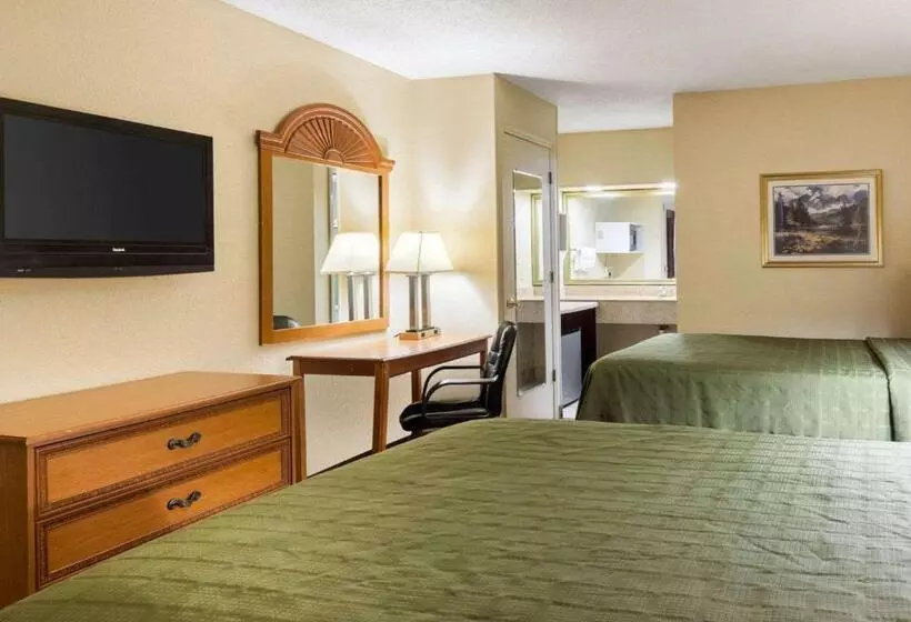 호텔 Quality Inn South Hill I 85