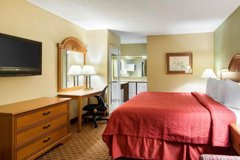 酒店 Quality Inn South Hill I 85