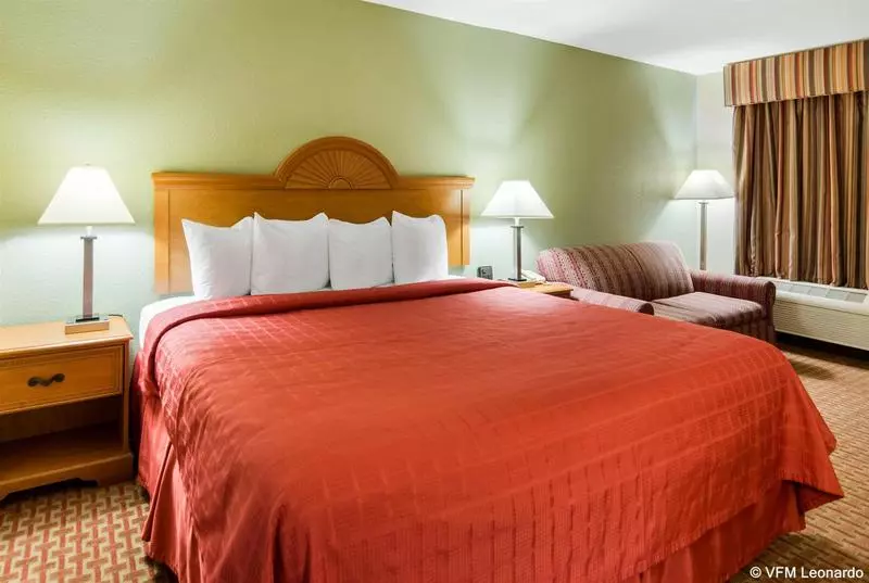 호텔 Quality Inn South Hill I 85