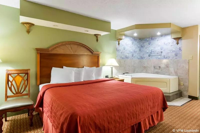 호텔 Quality Inn South Hill I 85