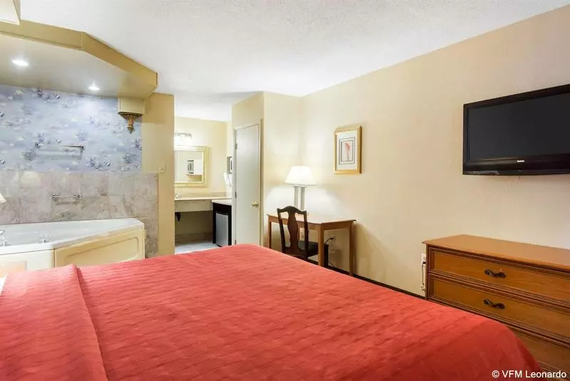 호텔 Quality Inn South Hill I 85