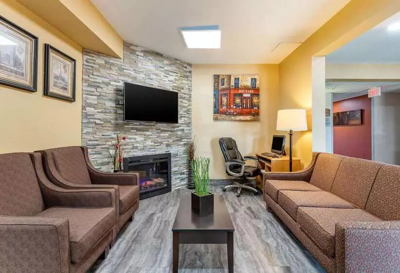 בית מלון כפרי Comfort Inn & Suites