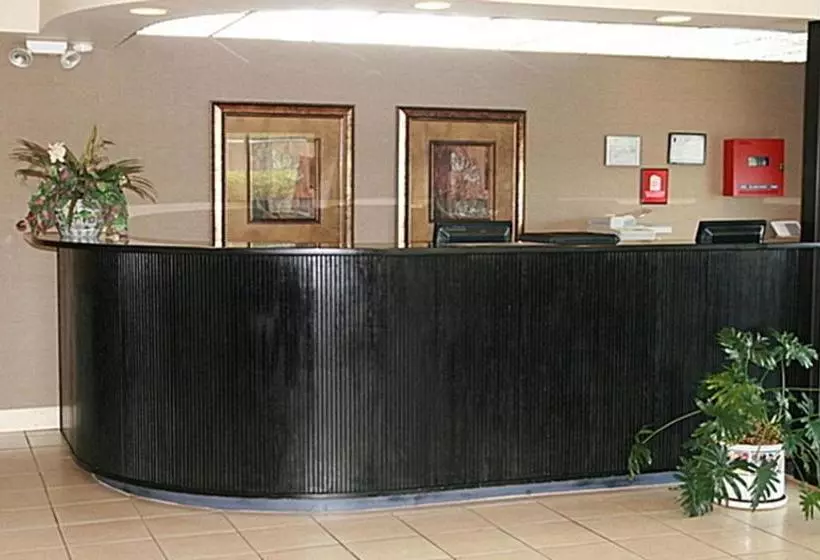 호텔 Regency Inn & Suites