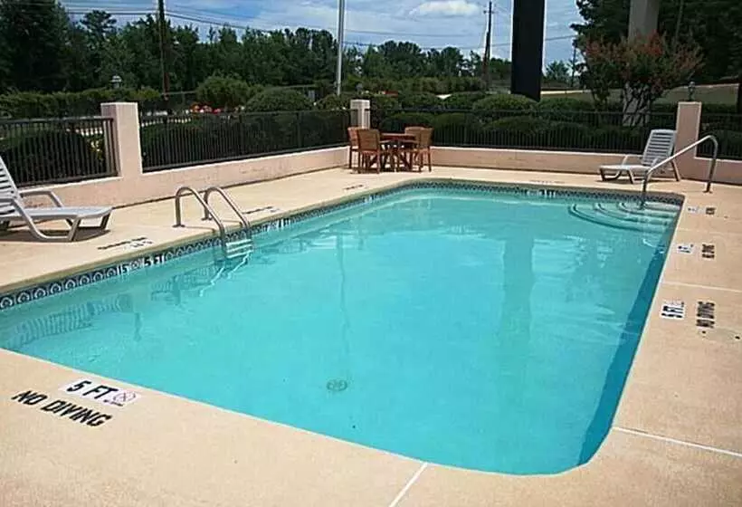 호텔 Regency Inn & Suites