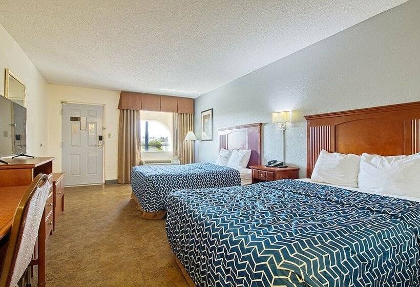 فندق Regency Inn & Suites