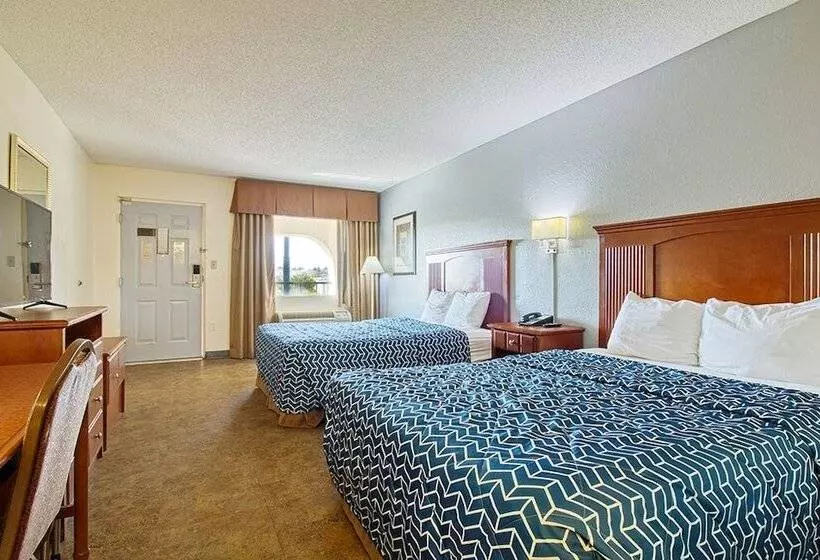 호텔 Regency Inn & Suites