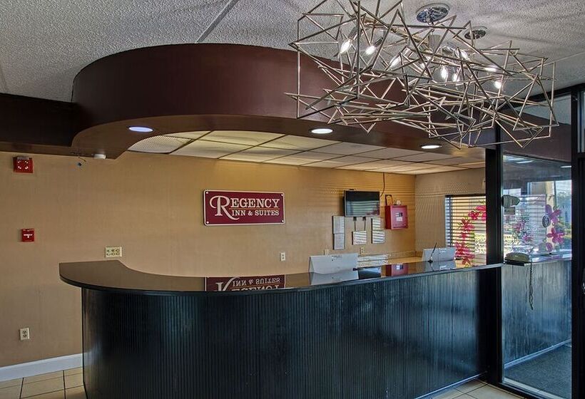 فندق Regency Inn & Suites