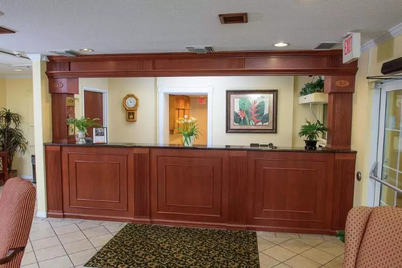 Roadstar Hotel Zephyrhills