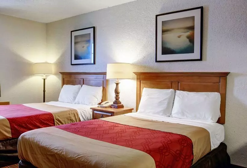 هتل Rodeway Inn New Braunfels