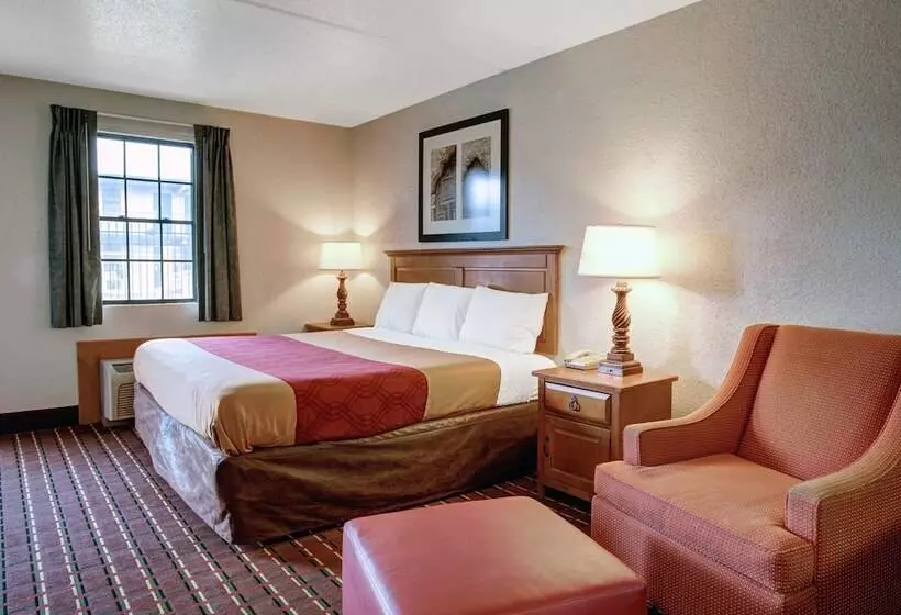 هتل Rodeway Inn New Braunfels