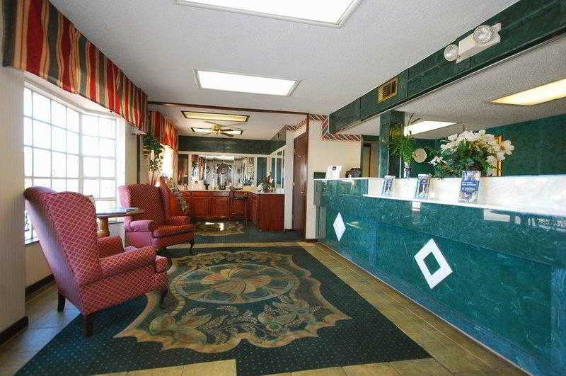 فندق Rodeway Inn & Suites