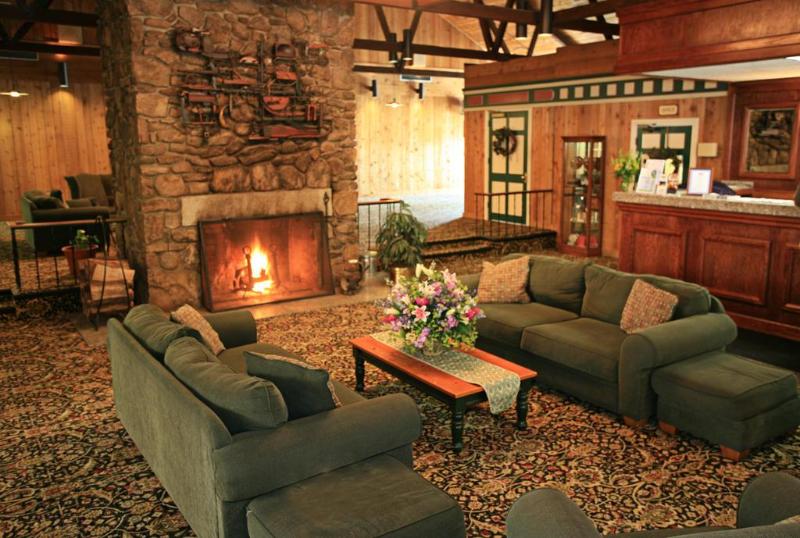 Sturbridge Host Hotel And Conference Center