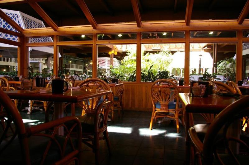 Sturbridge Host Hotel And Conference Center