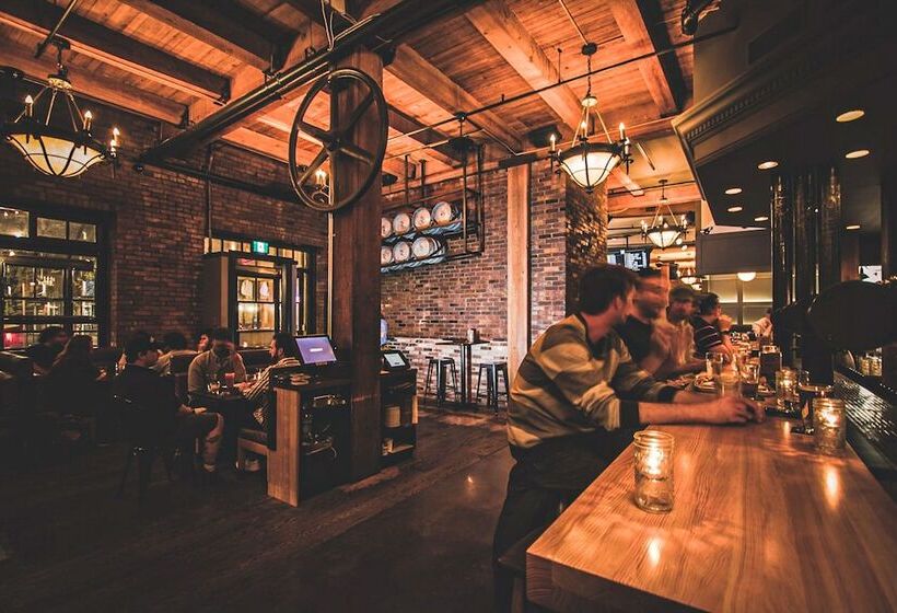 בית מלון כפרי Swans Brewery, Pub &