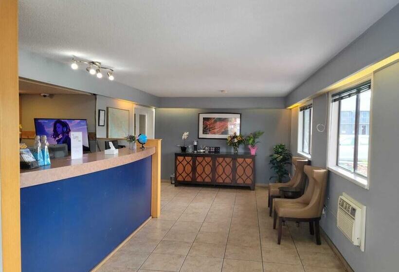 هتل Coast Courtenay