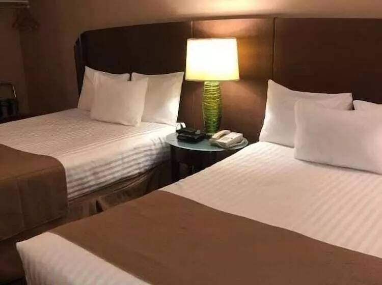 Отель Coast Courtenay