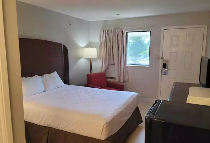 Отель Coast Courtenay