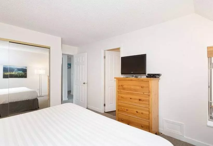 Lake Placid Lodge By Whiski Jack