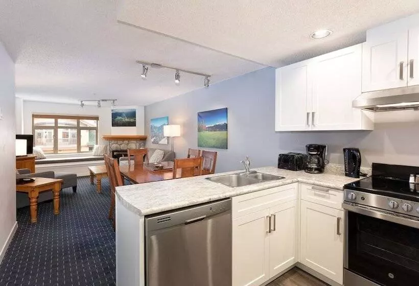 Lake Placid Lodge By Whiski Jack