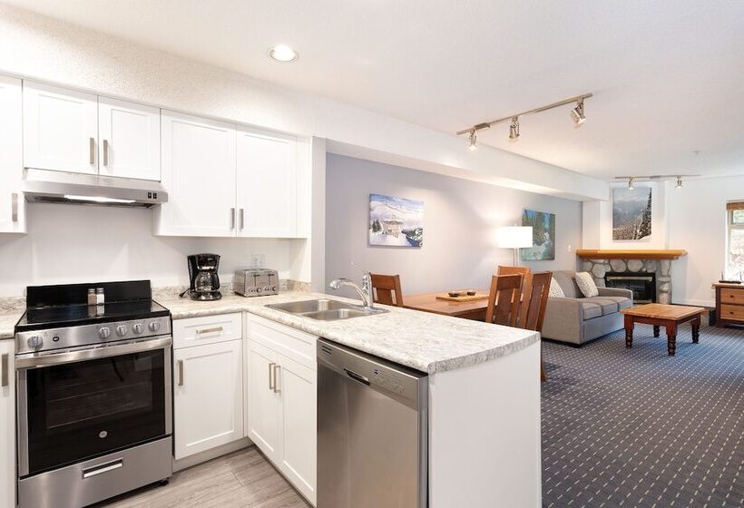 Lake Placid Lodge By Whiski Jack