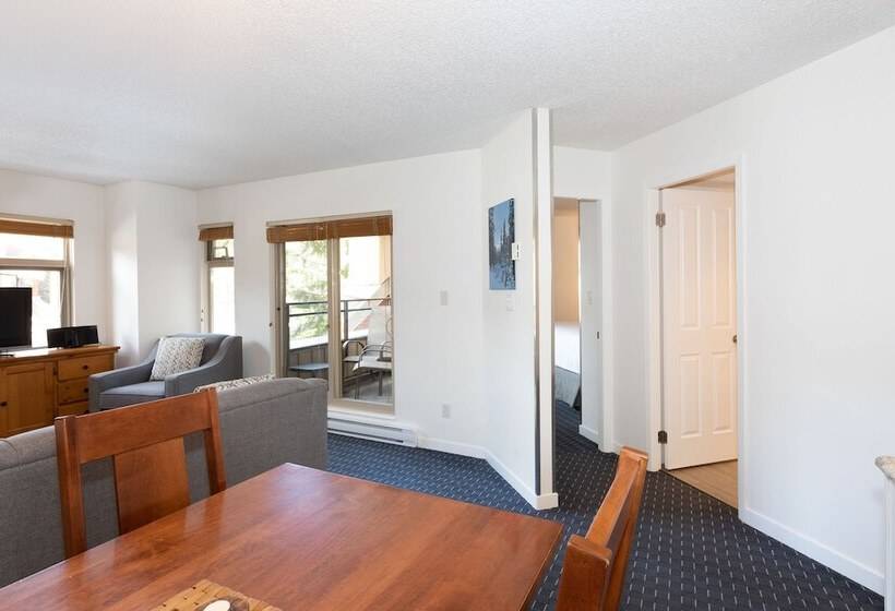 Lake Placid Lodge By Whiski Jack