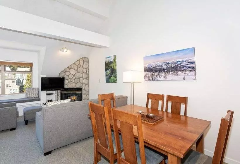 Lake Placid Lodge By Whiski Jack