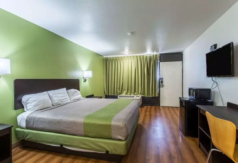 Отель Rodeway Inn