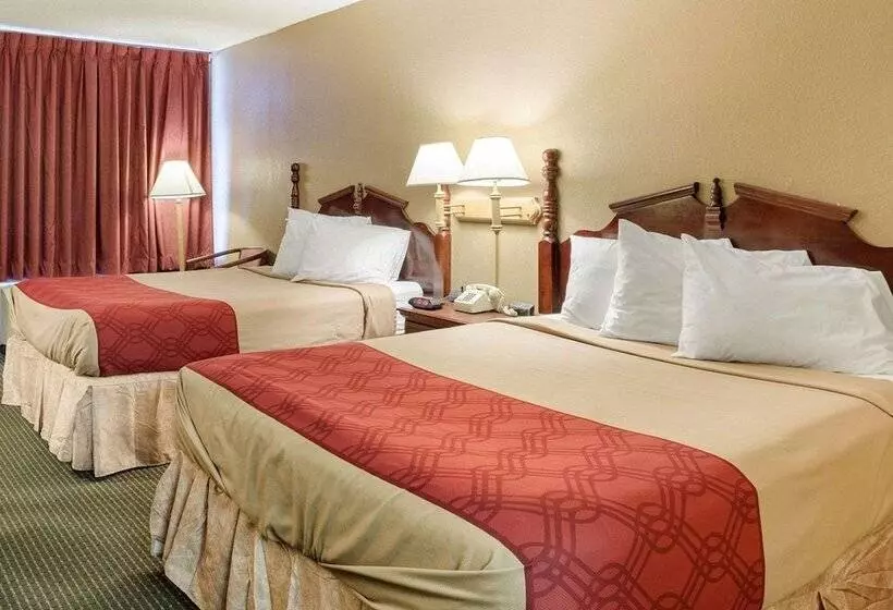 Отель Rodeway Inn