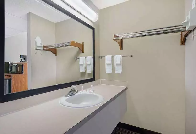 Мотель Super 8 By Wyndham Knoxville North/powell