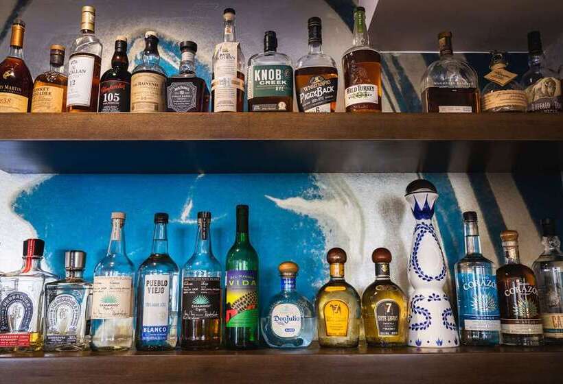 Redondo Beach Hotel, Tapestry Collection By Hilton