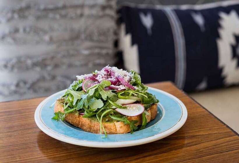 Redondo Beach Hotel, Tapestry Collection By Hilton