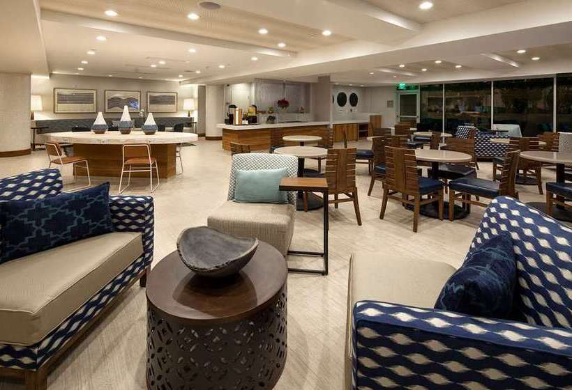 Redondo Beach Hotel, Tapestry Collection By Hilton