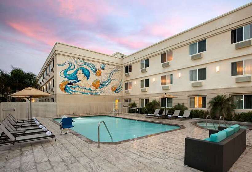 Redondo Beach Hotel, Tapestry Collection By Hilton