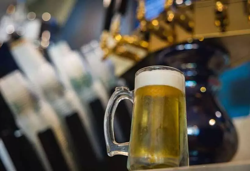 Redondo Beach Hotel, Tapestry Collection By Hilton