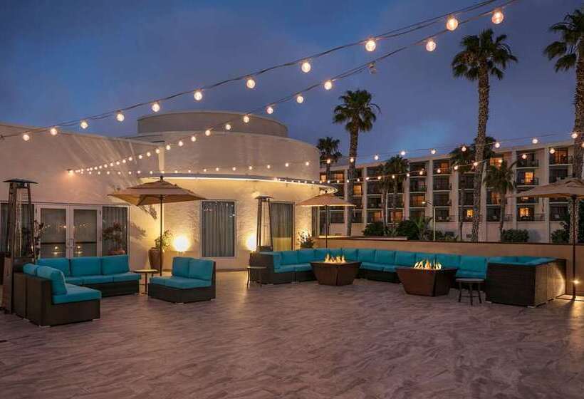 Redondo Beach Hotel, Tapestry Collection By Hilton