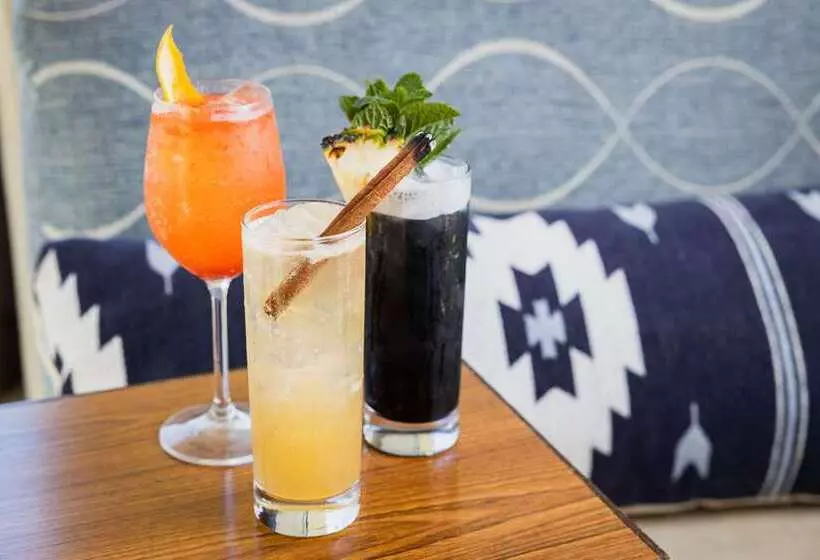 Redondo Beach Hotel, Tapestry Collection By Hilton