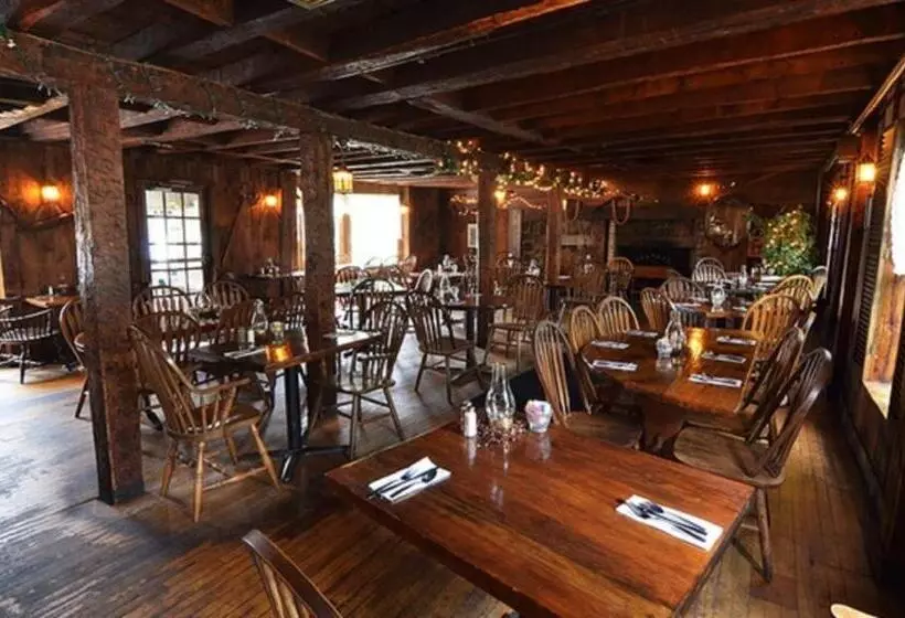 Sturbridge Host Hotel And Conference Center