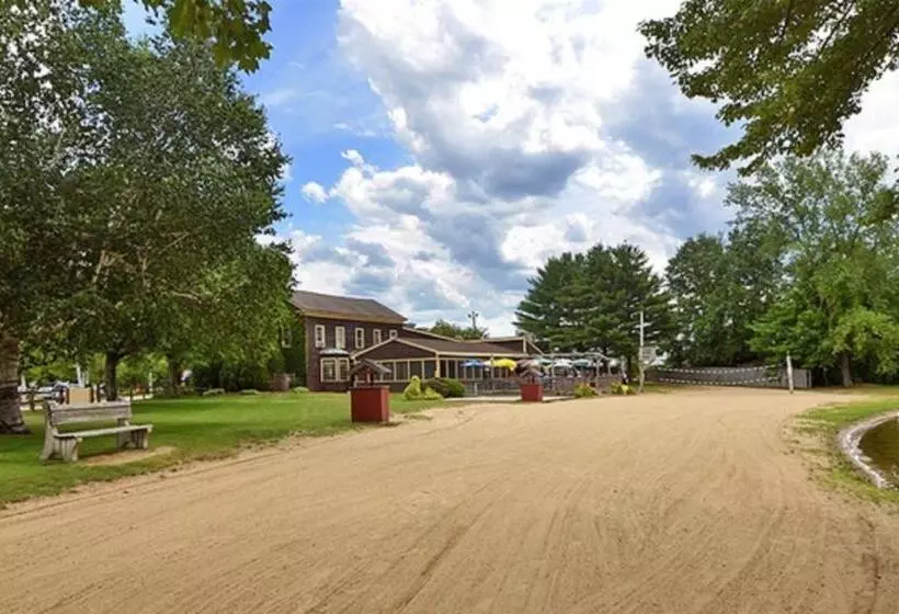 Sturbridge Host Hotel And Conference Center