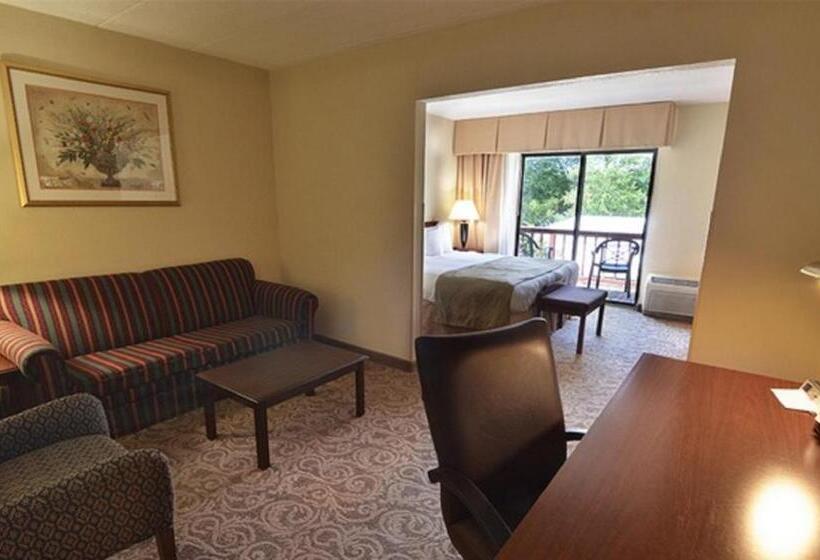 Sturbridge Host Hotel And Conference Center