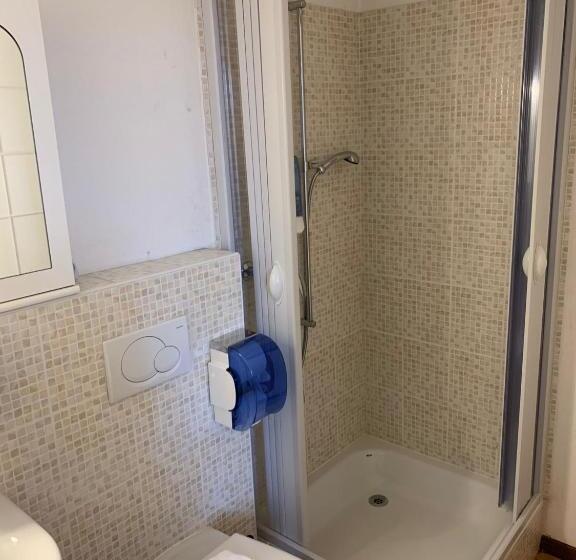 فندق Albergo Ristorante Belcantone