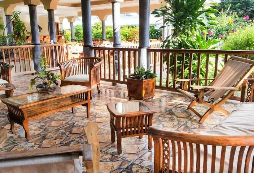 هتل Bernique Guesthouse