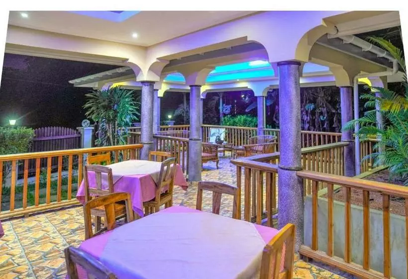 هتل Bernique Guesthouse