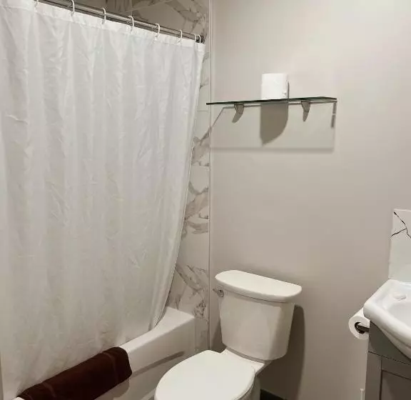 Отель Big Bird Inn