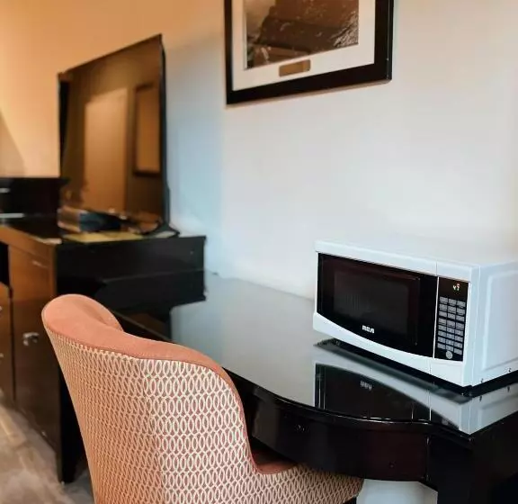 Отель Big Bird Inn